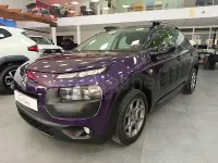 Usado Citroën C4 Cactus Shine 92 CV (67 kW) 2015 Violeta / lila Utilitario