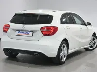 Usado Mercedes A180 Urban 109 CV (80 kW) 2014 Blanco