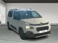 Usado Citroën Berlingo Shine 102 CV (75 kW) 2020 Blanco Monovolumen