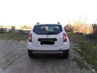 Begagnad Dacia Duster Lauréate 105 HK (77 kW) 2014 Vit SUV