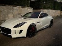 Usado Jaguar F-Type R 550 CV (404 kW) 2014 Blanco Coupe