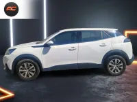 Usado Peugeot 2008 Active 110 CV (80 kW) 2021 Blanco SUV