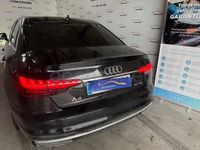 Usado Audi A4 Advanced Plus 136 CV (100 kW) 2022 Negro Berlina