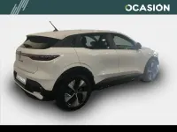 Käytetty Renault Megane E-Tech Equilibre 96 kW (131 HP) 2023 Viistoperä