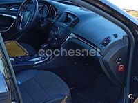Usado Opel Insignia Sportive 160 CV (117 kW) 2013 Negro Familiar