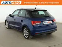 Usado Audi A1 Sportback Attraction 116 CV (85 kW) 2015 Azul Utilitario