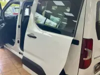 Usado Citroën Berlingo Live 102 CV (75 kW) 2021 Blanco Monovolumen