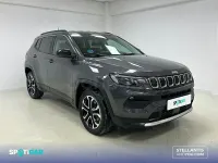 Usado Jeep Compass Limited 130 CV (95 kW) 2022 Gris / plata SUV