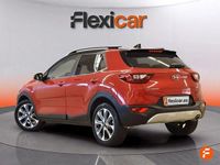 Usado Kia Stonic 100 CV (73 kW) 2018 Rojo SUV