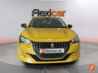 Usado Peugeot 208 Allure 100 CV (73 kW) 2023 Amarillo Utilitario