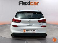 Usado Hyundai i30 120 CV (88 kW) 2017 Blanco Utilitario