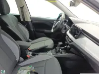 Usado Skoda Kamiq Selection 85 CV (62 kW) 2025 Blanco SUV