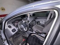 Usado Seat Ibiza Reference 80 CV (58 kW) 2010 Gris / plata Berlina