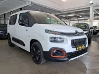 Usado Citroën Berlingo Shine 102 CV (75 kW) 2020 Blanco Monovolumen