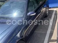 Usado Mercedes E320 Avantgarde 204 CV (150 kW) 2004 Azul Berlina