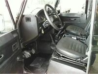 Usado Land Rover Defender 122 HP (89 kW) 2010 Preto SUV