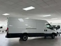 Usado Iveco Daily 160 CV (117 kW) 2023 Blanco Van