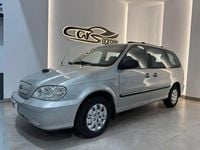 Usado Kia Carnival EX 144 CV (105 kW) 2005 Gris / plata Monovolumen