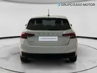 Usado Skoda Fabia Essence 80 CV (58 kW) 2023 Blanco Utilitario