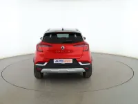 Usado Renault Captur Techno 140 CV (102 kW) 2024 Rojo SUV