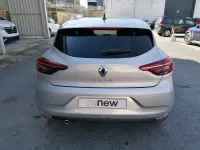 Usado Renault Clio V Techno 90 CV (66 kW) 2023 Gris Berlina