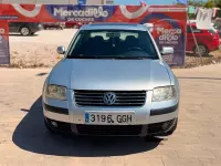 Usado VW Passat Comfortline 129 CV (94 kW) 2003 Gris Berlina