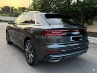 Usado Audi Q8 S-line plus 286 CV (210 kW) 2022 Gris / plata SUV