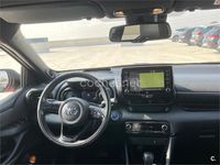Usado Toyota Yaris Hybrid Edition 116 CV (85 kW) 2021 Rojo Berlina