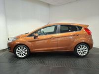 Usado Ford Fiesta Titanium 125 HP (91 kW) 2015 Castanho Citadino