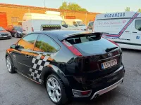 Usado Ford Focus ST 225 CV (165 kW) 2008 Negro Berlina