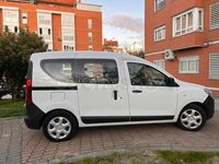 Usado Dacia Dokker 102 HP (75 kW) 2019 Branco Monovolume