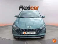 Usado Hyundai i20 100 CV (73 kW) 2024 Verde Utilitario
