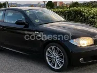 Usado BMW 116 115 CV (84 kW) 2009 Negro Utilitario