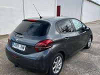 Usado Peugeot 208 Access 82 CV (60 kW) 2015 Gris Utilitario