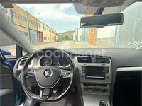 Usado VW Golf VII 110 CV (80 kW) 2015 Azul Familiar
