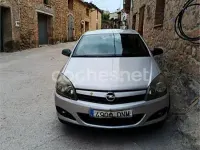 Usado Opel Astra GTC Sport 120 CV (88 kW) 2005 Gris / plata Berlina