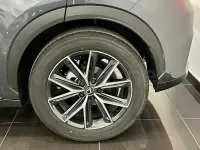 Usado Lexus LBX 136 CV (100 kW) 2024 Gris / plata SUV