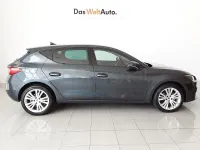 Usado Seat Leon Style 115 CV (84 kW) 2022 Gris / plata Berlina