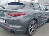 Usado Alfa Romeo Stelvio Super 190 CV (139 kW) 2021 Gris / plata SUV