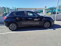 Usado Alfa Romeo Giulietta Distinctive 105 CV (77 kW) 2012 Negro Utilitario