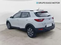 Usado Kia Stonic 101 HP (74 kW) 2020 Branco SUV