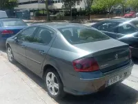 Usado Peugeot 407 136 CV (100 kW) 2005 Gris Berlina