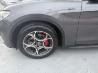 Usado Alfa Romeo Stelvio Sprint 190 CV (139 kW) 2022 Gris SUV