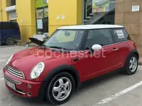 Usado Mini Cooper 115 CV (84 kW) 2003 Rojo Utilitario