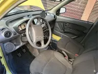 Usado Hyundai Atos GLS 55 CV (40 kW) 2002 Amarillo Utilitario