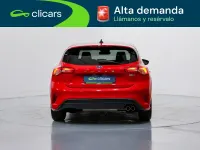Usado Ford Focus ST-Line 125 CV (91 kW) 2021 Rojo Berlina