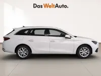 Usado Seat Leon Style 116 HP (85 kW) 2025 Branco Carrinha