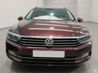 Usado VW Passat Advance 120 CV (88 kW) 2017 Rojo Familiar