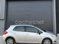 Usado Toyota Auris Sol 126 CV (92 kW) 2007 Gris / plata Utilitario