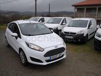 Usado Ford Fiesta Trend 75 CV (55 kW) 2015 Blanco Berlina